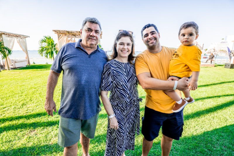 Happy Birthday - Ivana Bezerra celebra chegada da nova idade no Iate Clube de Fortaleza