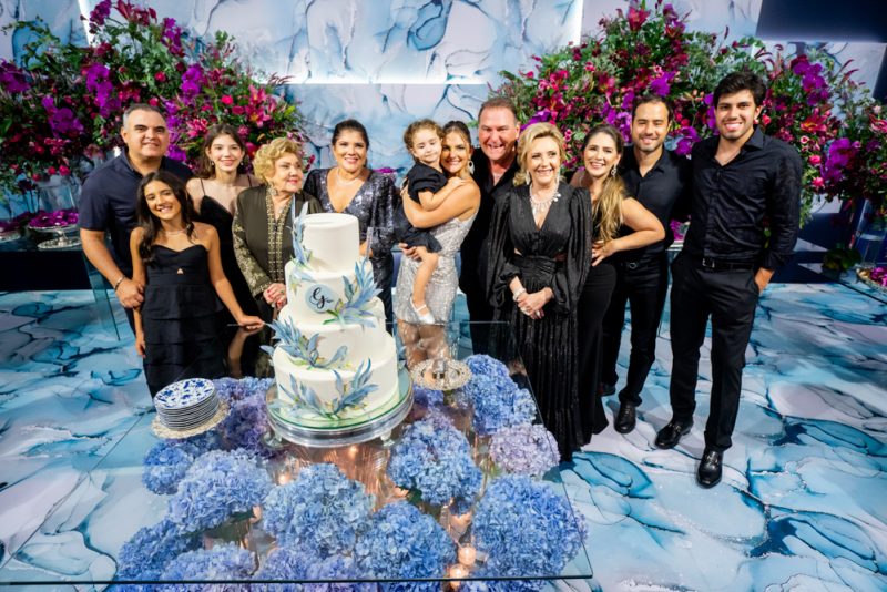 B-Day - Gabriela da Escóssia celebra chegada dos 21 anos com festão na mansão Dias Branco