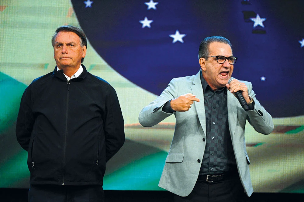 Carmelo Neto, André Fernandes e outros parlamentares cearenses vão comparecer ao ato pró-Bolsonaro na Paulista