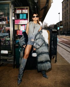 409159358 18426150001039788 3779953795785954914 N