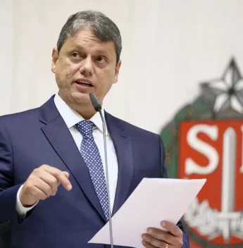 Tarcísio acena ao mercado em NY e reforça especulações sobre 2026
