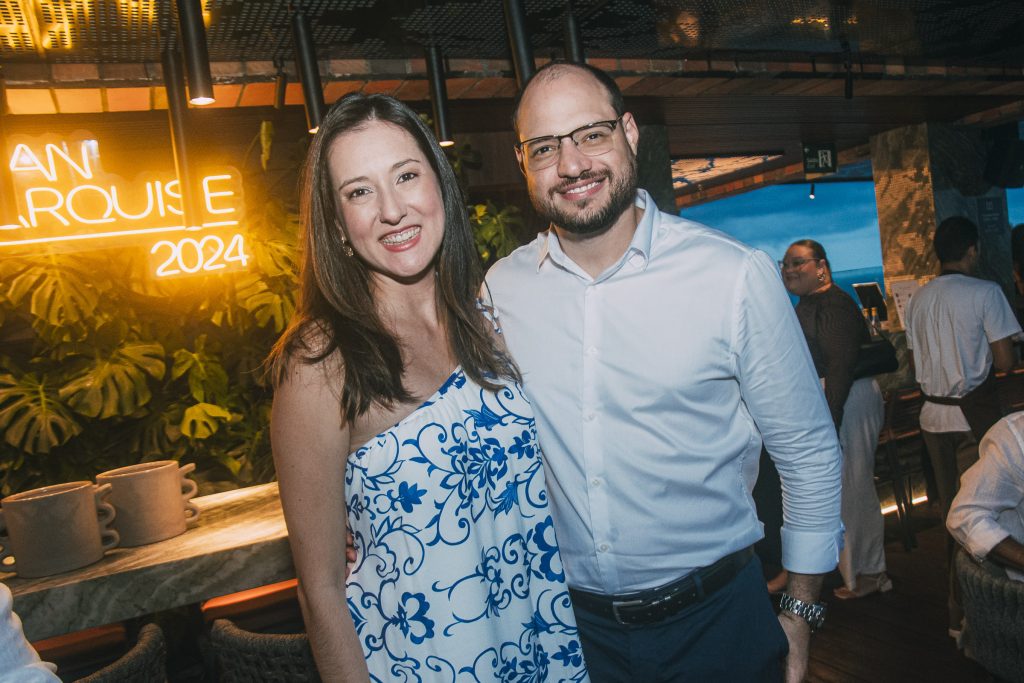 Aline Aragao E Julio Cesar Franco