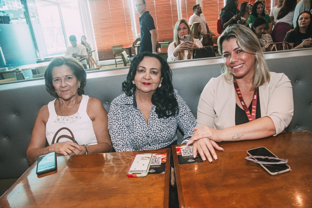 Ana Mota, Conceicao Silva E Camila Saboya