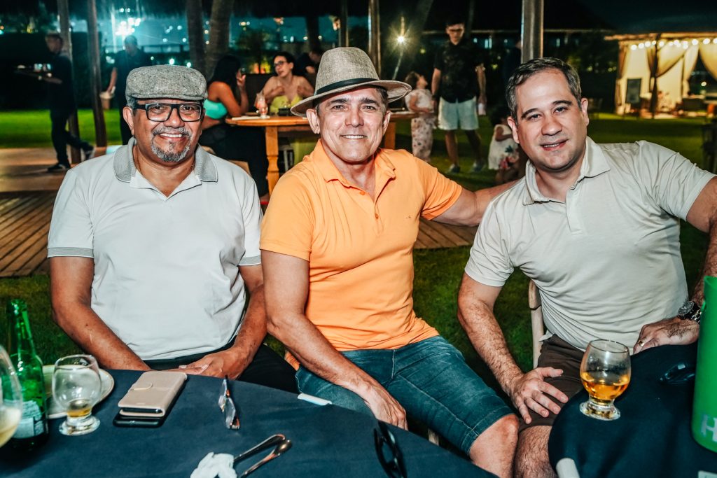 Aquino Gomes, Egueberto Lobo E Daniel Carvalho