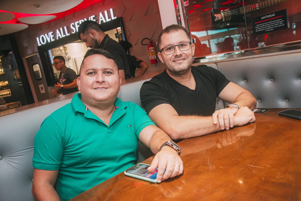 Clairton Lima E Joao Paulo De Holanda