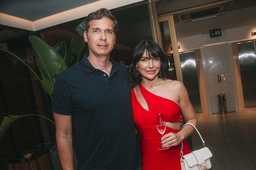 Daniel Teixeira E Lu Carvalho