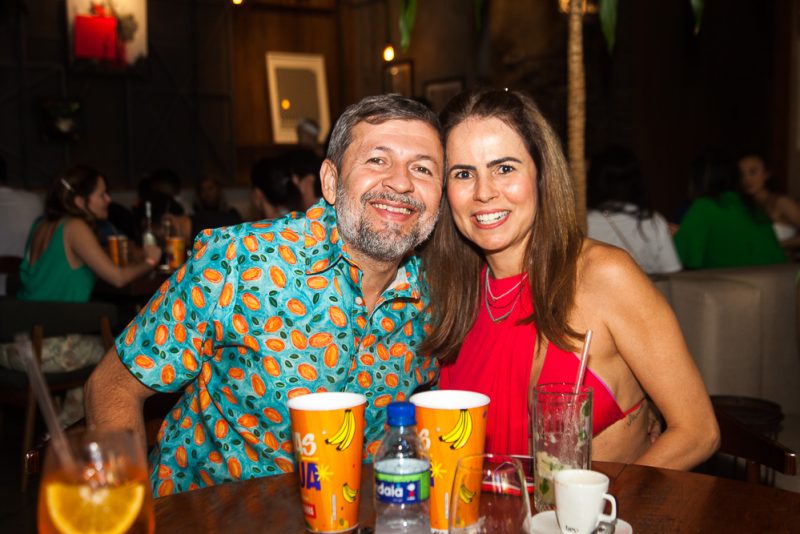 Pré-Carnaval - Bloco Dias de Rua agita o público com muita música, folia e diversão no bairro Meireles