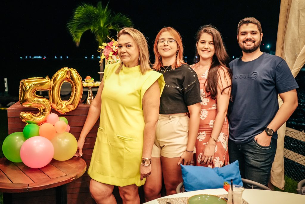 Eva Cristian, Clarice Silva, Larissa Alves E Erick Brener