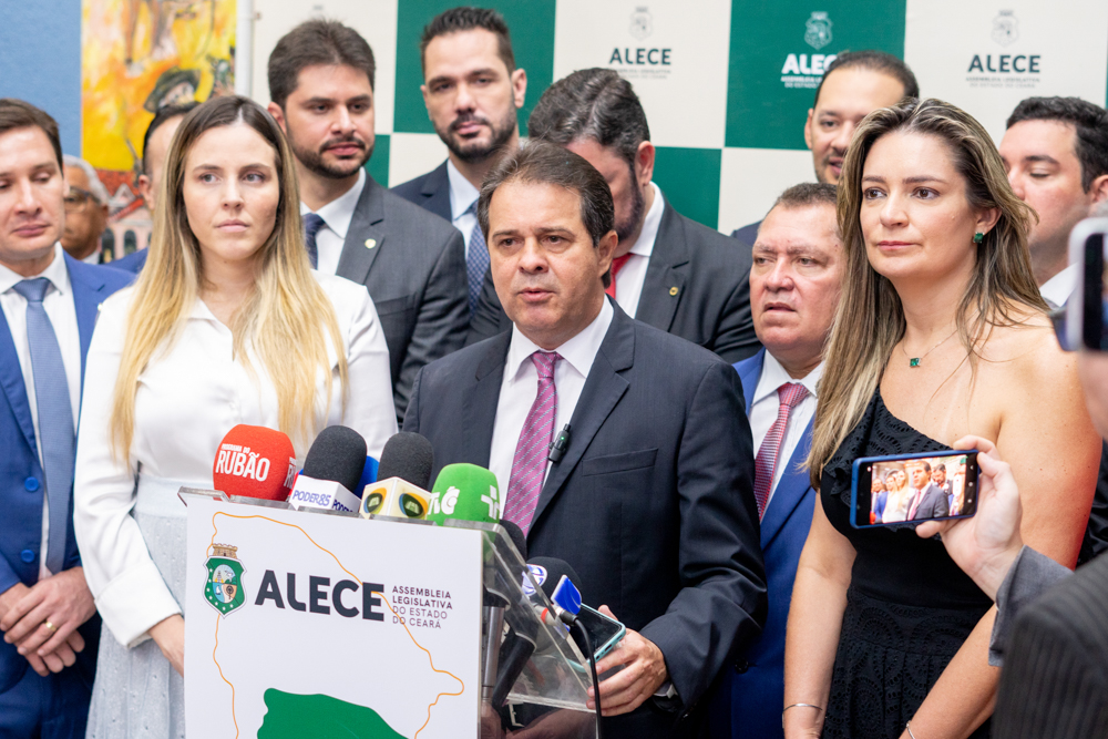 Na volta dos trabalhos da Alece, Evandro Leitão renova compromisso dos parlamentares com os cearenses e fala sobre eleições