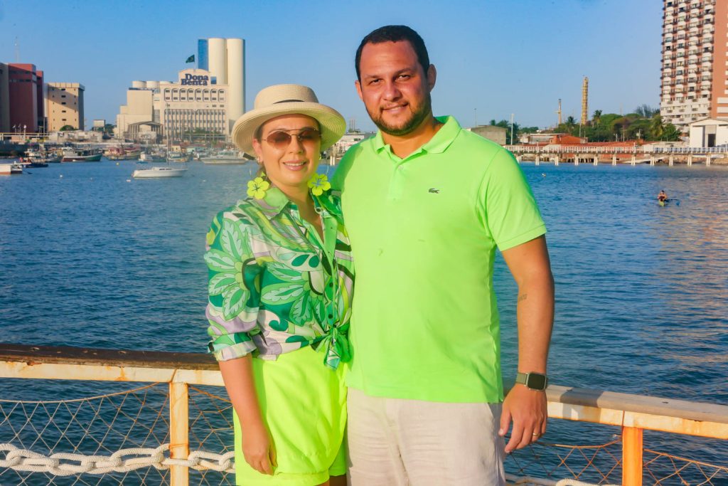 Isabele Cafe E Rafael Castro