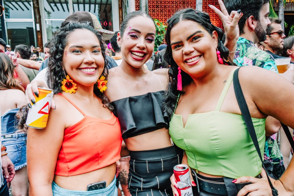 Kaline Jansen, Beatriz Jansen E Livia Abreu