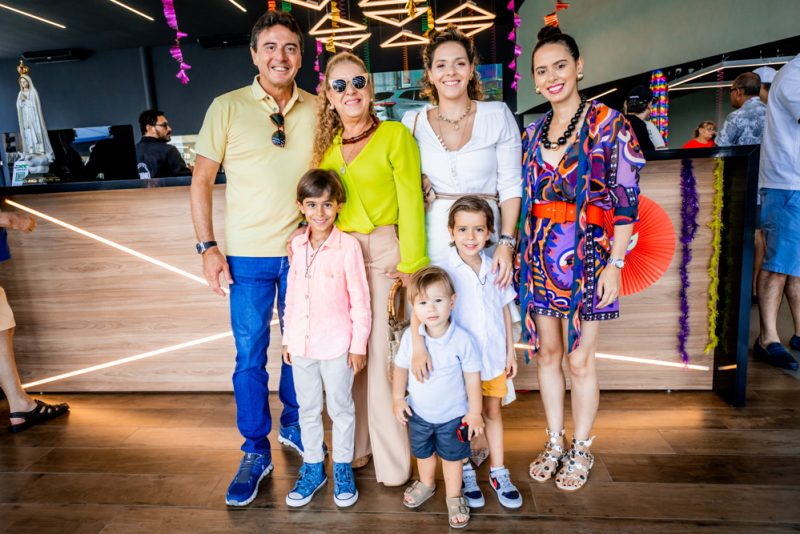 Inovação e velocidade - Grupo New movimenta fim de semana com lançamento de carrões, condições exclusivas e nova loja de seminovos