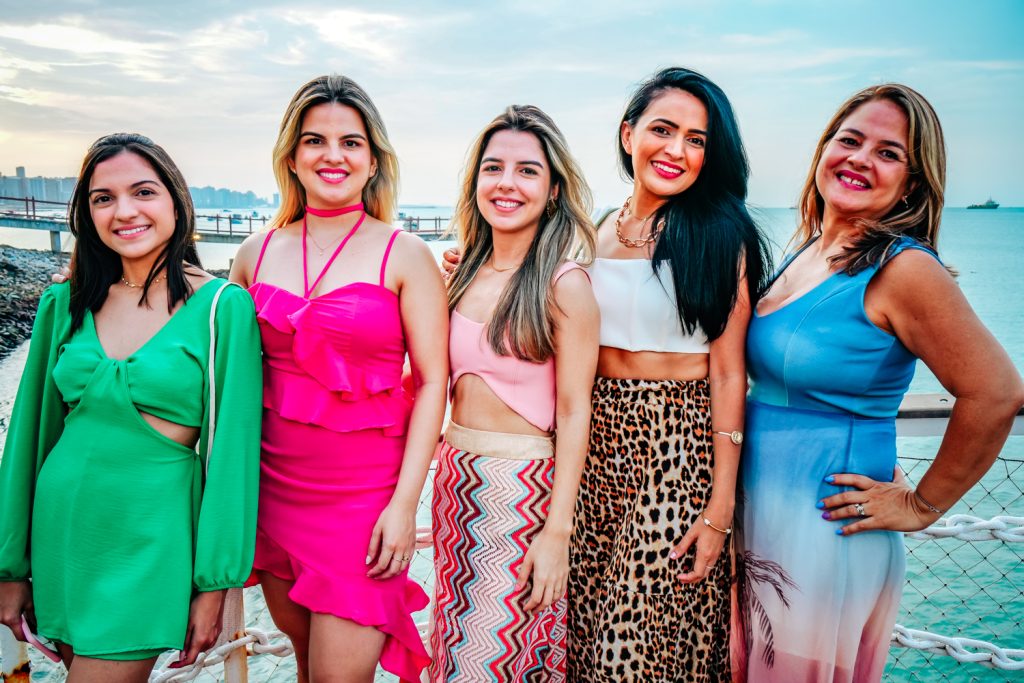 Marina Costa, Patricia Calixto, Paula Calixto, Dani Rocha E Paula Nunes