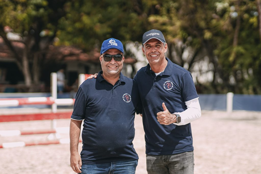 Moises Pereira E Doda Miranda