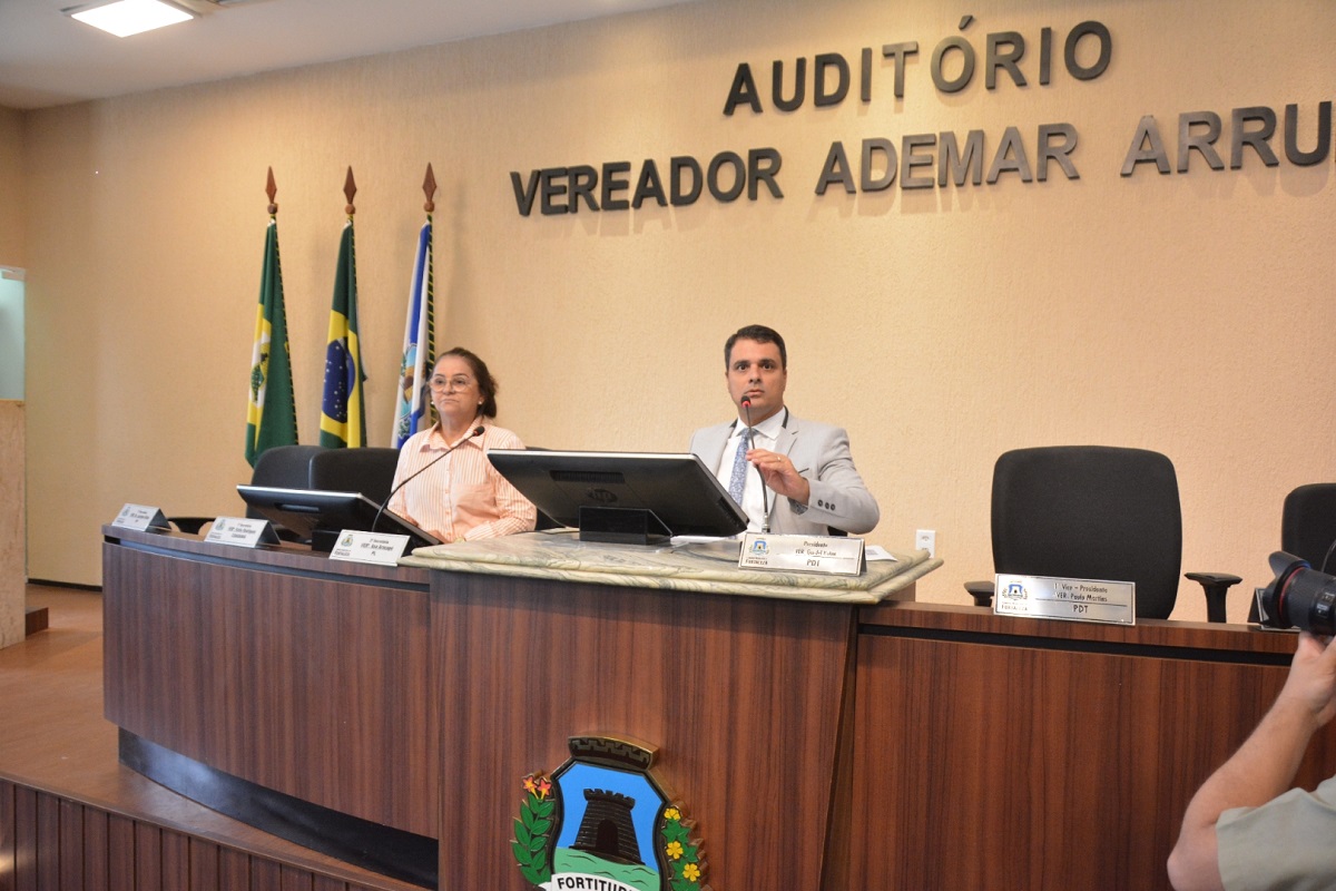 Câmara Municipal de Fortaleza suspende sessão em virtude do falecimento de Paulo Diógenes
