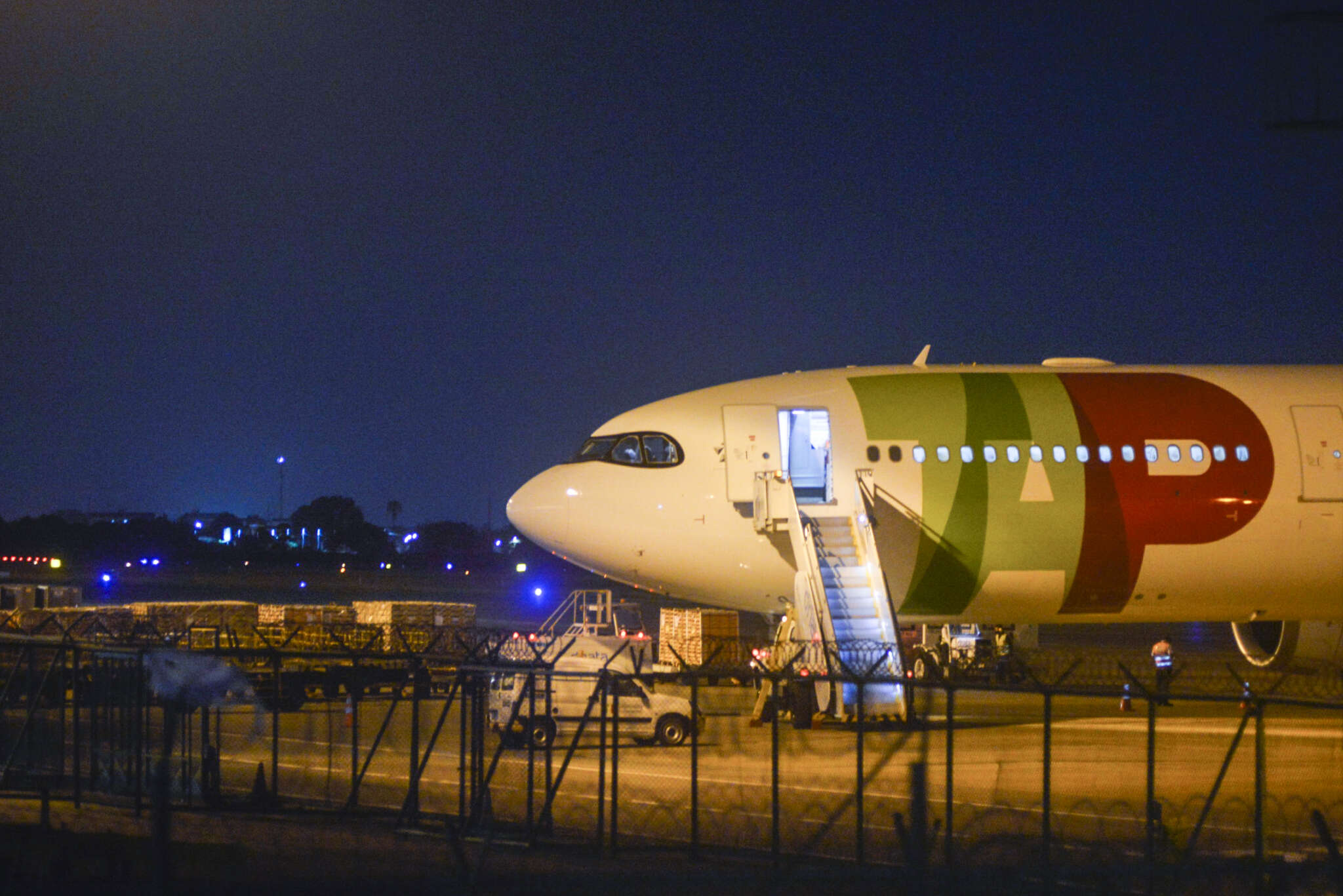 Elmano anuncia acordo entre Ceará e TAP para mais dois voos semanais