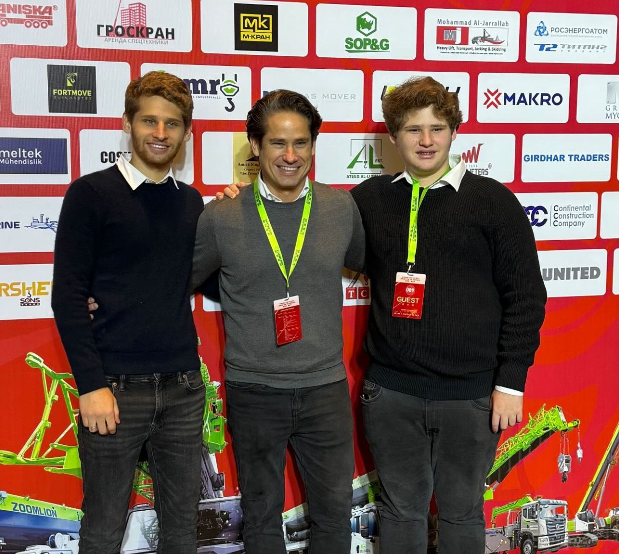 David Rodrigues toma a rota da China com os filhos para temporada business 