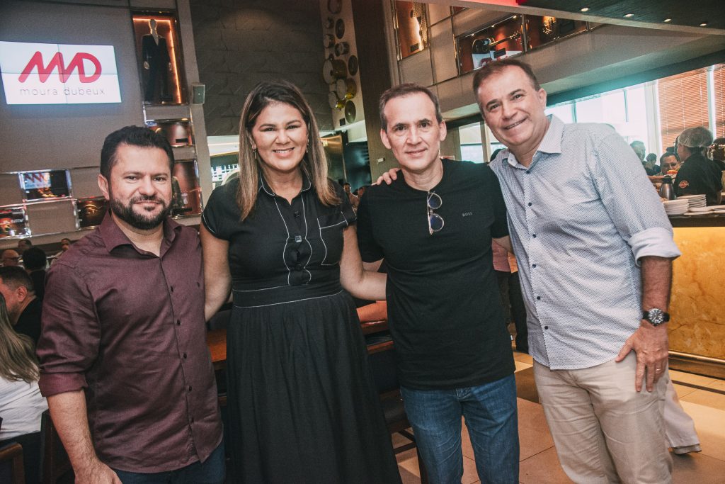 Vitor Barros, Patricia Lopes, Fernando Amorim E Ricardo Bezerra