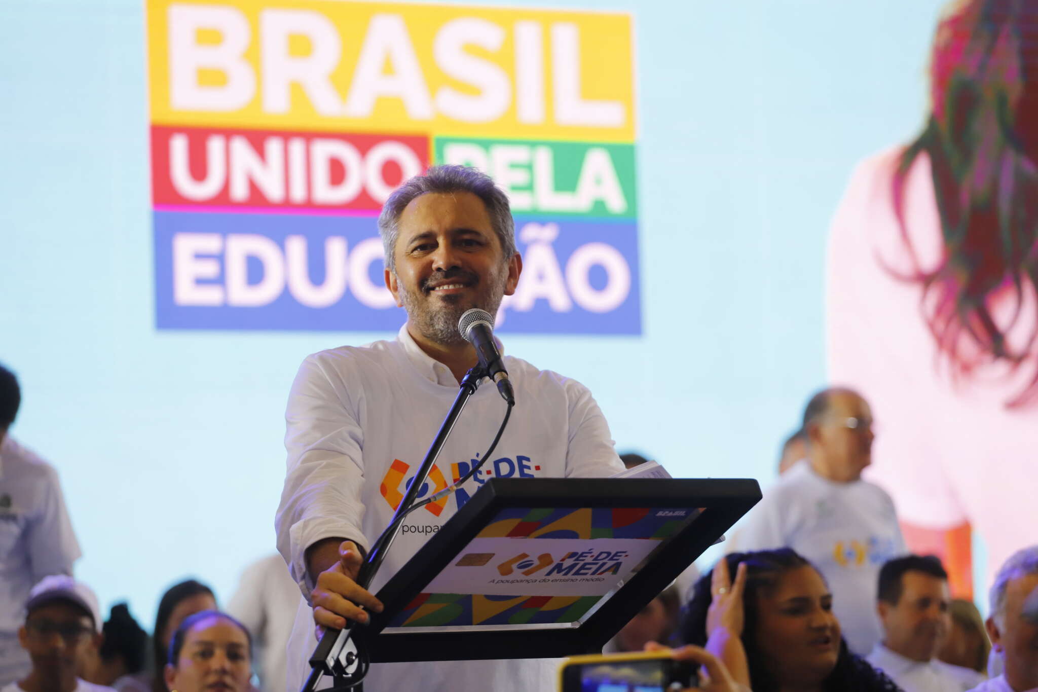 “Nós não vamos fazer apenas uma disputa de nomes”, diz Elmano sobre candidatura do PT à Prefeitura de Fortaleza