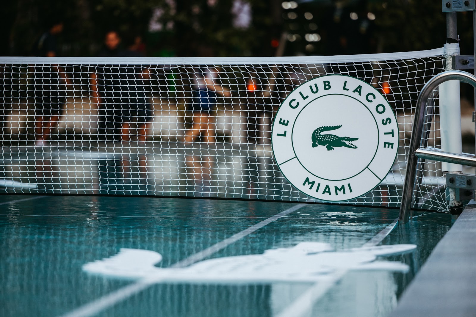Lacoste celebra esporte e moda dando vida ao Le Club Lacoste em Miami Beach