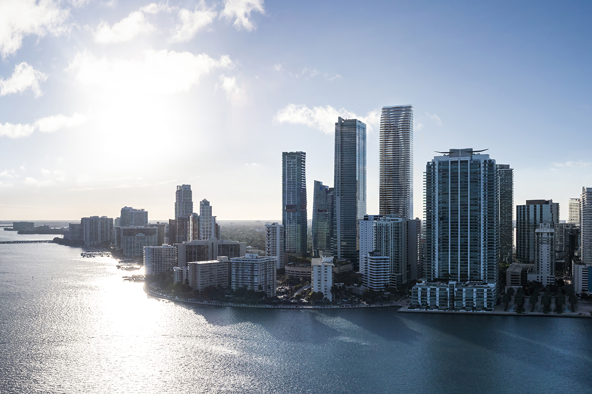 Oscar Niemeyer e Roberto Burle Marx  Inspiram arquitetura em Miami