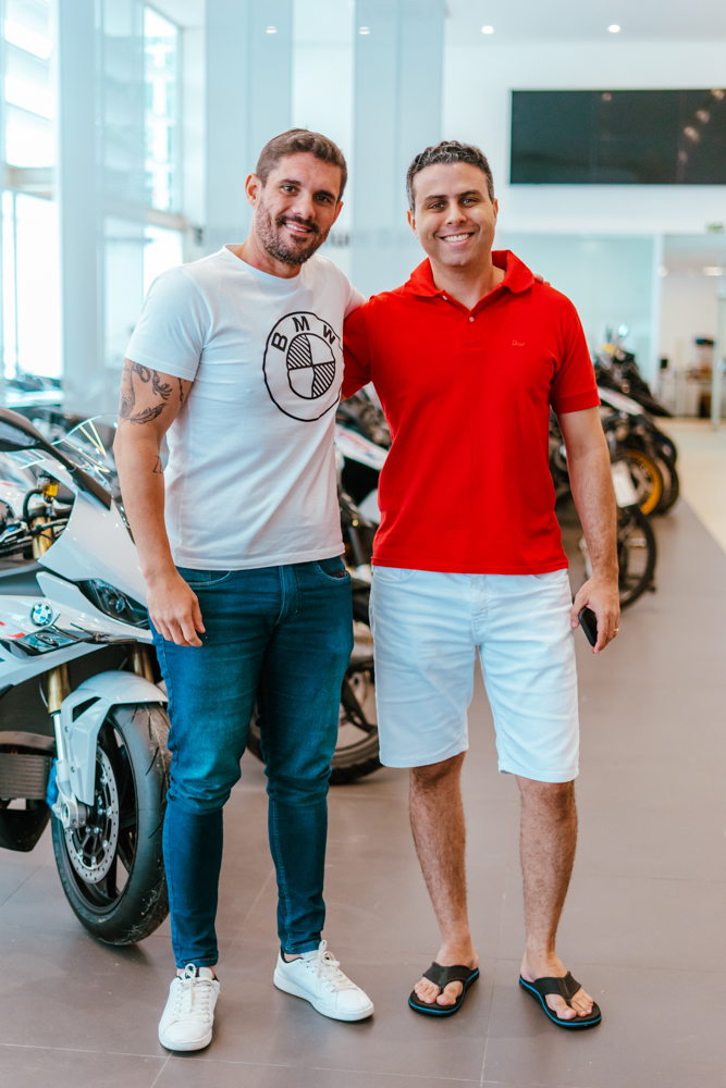 Augusto César E Hebert Torres