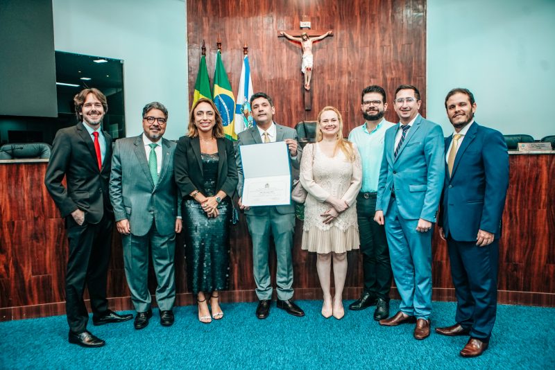 Reconhecimento - Bruno Queiroz recebe título de Cidadão Fortalezense