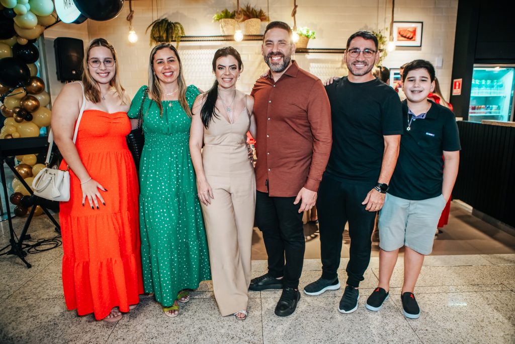 Caroline E Karine Oliveira, Manu E Nagib Acario, Aderizio E Davi Oliveira
