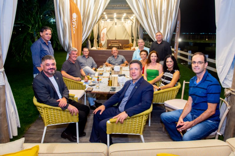 Special Dinner - Iate Clube de Fortaleza serve de cenário para o jantar da Escola Superior de Defesa