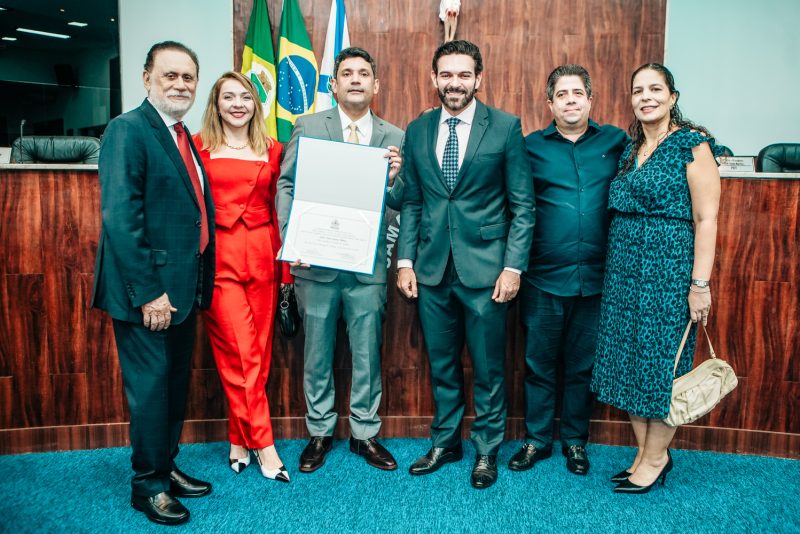 Reconhecimento - Bruno Queiroz recebe título de Cidadão Fortalezense