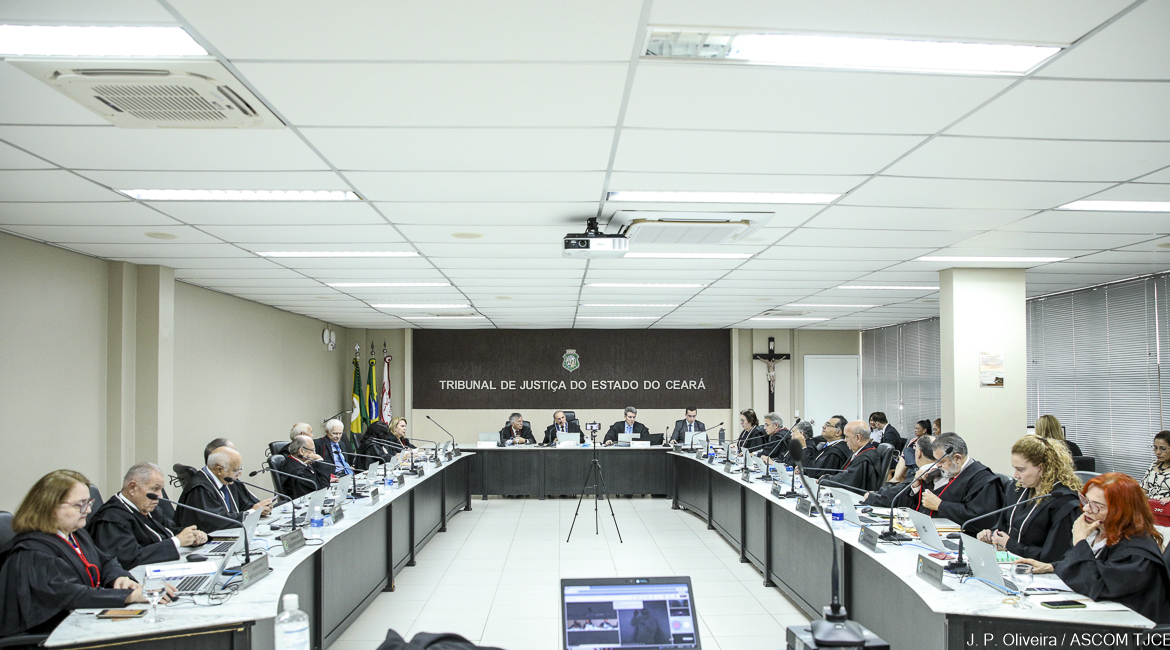 Juíza Cleide Alves Aguiar é eleita desembargadora do TJCE