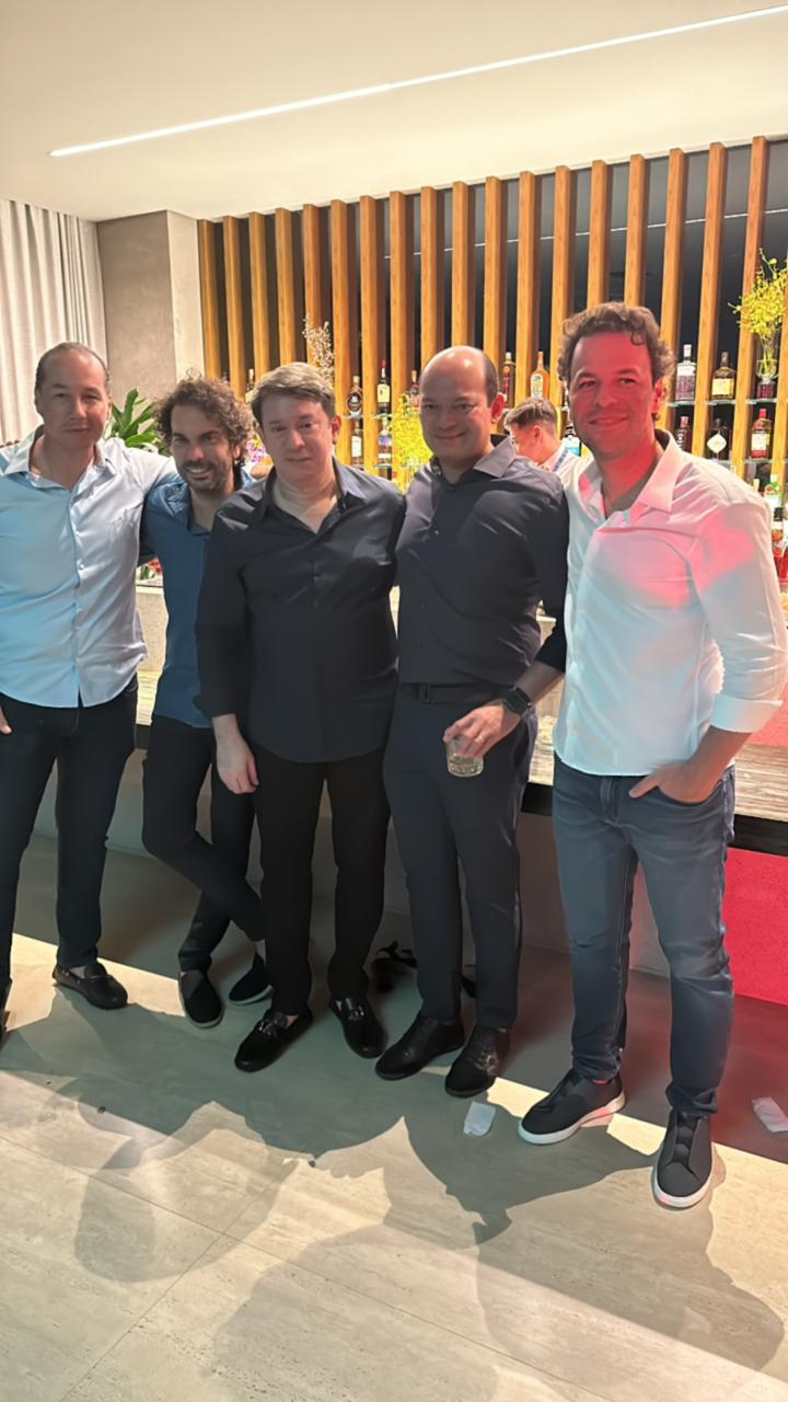 Joaquim Araújo, Cláudio Vale, Paulo Vale, Otílio Ferreira E Geraldo Rola