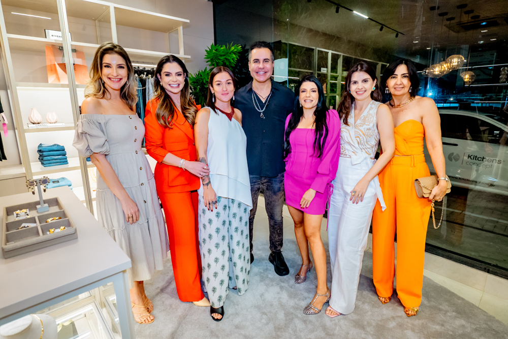 Kitchens Fortaleza promove noite de harmonização de vinhos em parceria com Dzrre Conceito e GIÓ Design