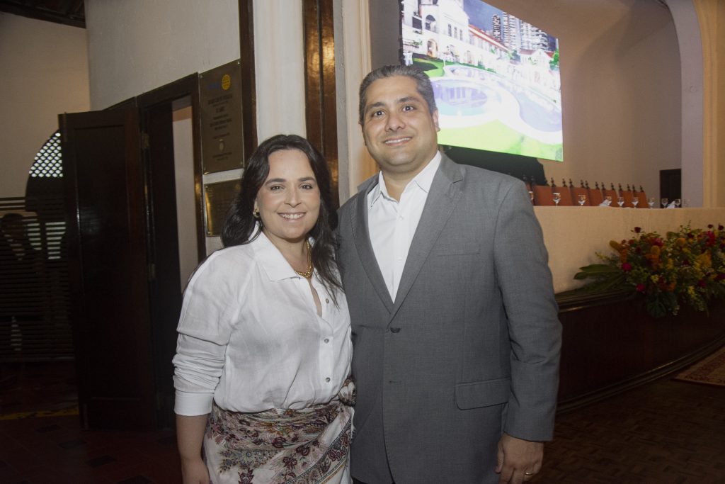 Monaliza E Victor Frota Pinto