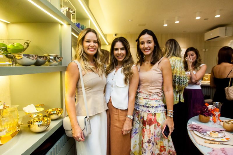 Solidariedade - Martinha Assunção promove Páscoa beneficente na Chez Oliviers