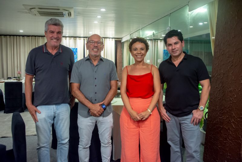 Special Dinner - Iate Clube de Fortaleza serve de cenário para o jantar da Escola Superior de Defesa