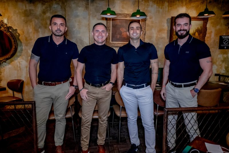 Conexão e negócios - Hoots serve de palco do lançamento do RampUp Business