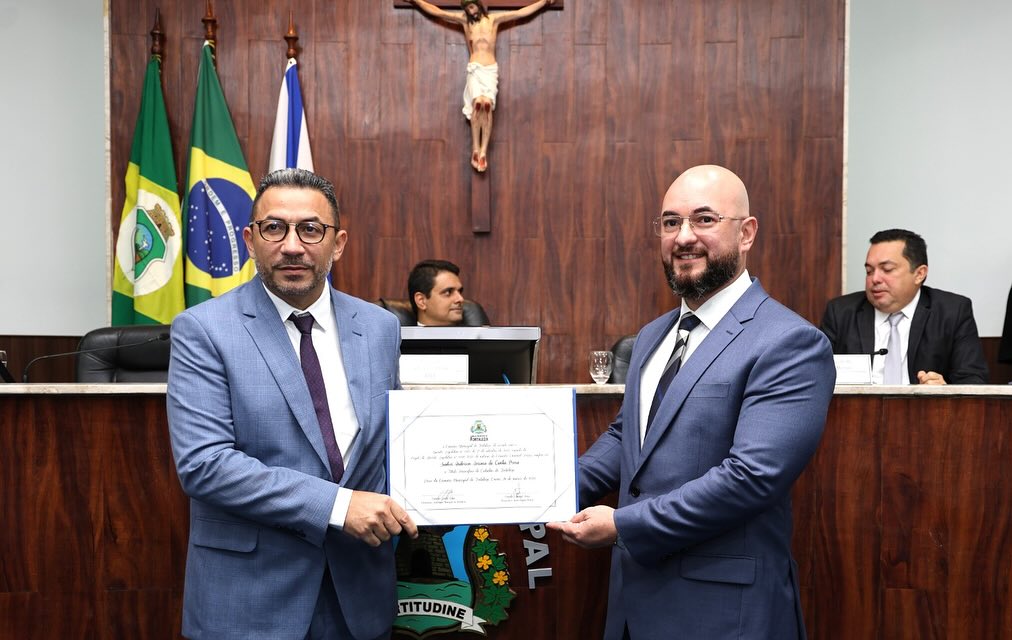 Anderson Possa recebe título de Cidadão Fortalezense na CMFor em reconhecimento a sua atuação no BNB