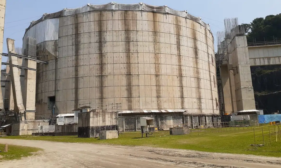 Aberta consulta sobre licitação para concluir a Usina Nuclear Angra 3 Aberta consulta sobre licitação para concluir a Usina Nuclear Angra 3
