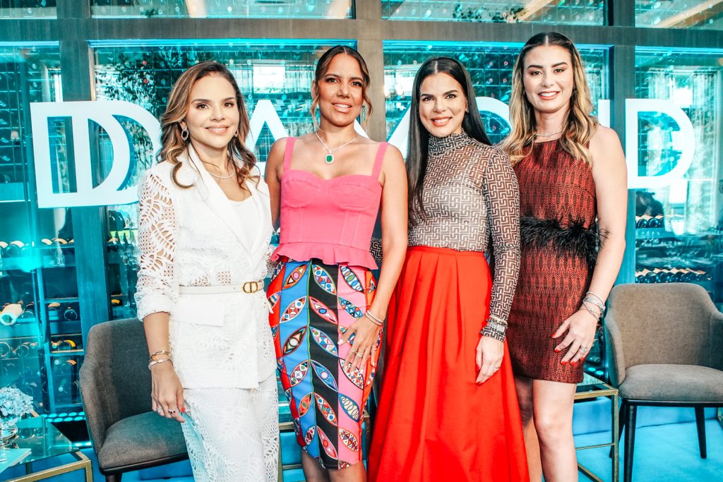 Viviane Martins, Ana Carolina Fontenele, Lara Rosado E Mariana Pimenta (5)