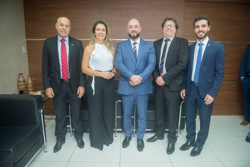 Homenagem - Anderson Possa recebe título de Cidadão Fortalezense na CMFor em reconhecimento a sua atuação no BNB