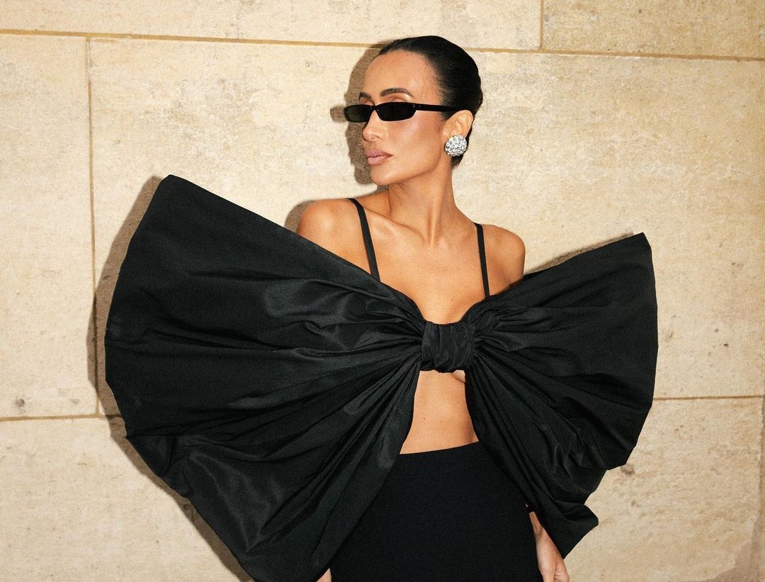 Silvia Braz usou looks poderosos durante a Paris Fashion Week