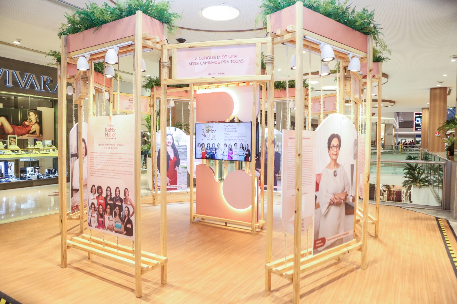 Exposição RioMar Mulher: conheça as histórias de 10 mulheres que deixaram seu legado no Ceará