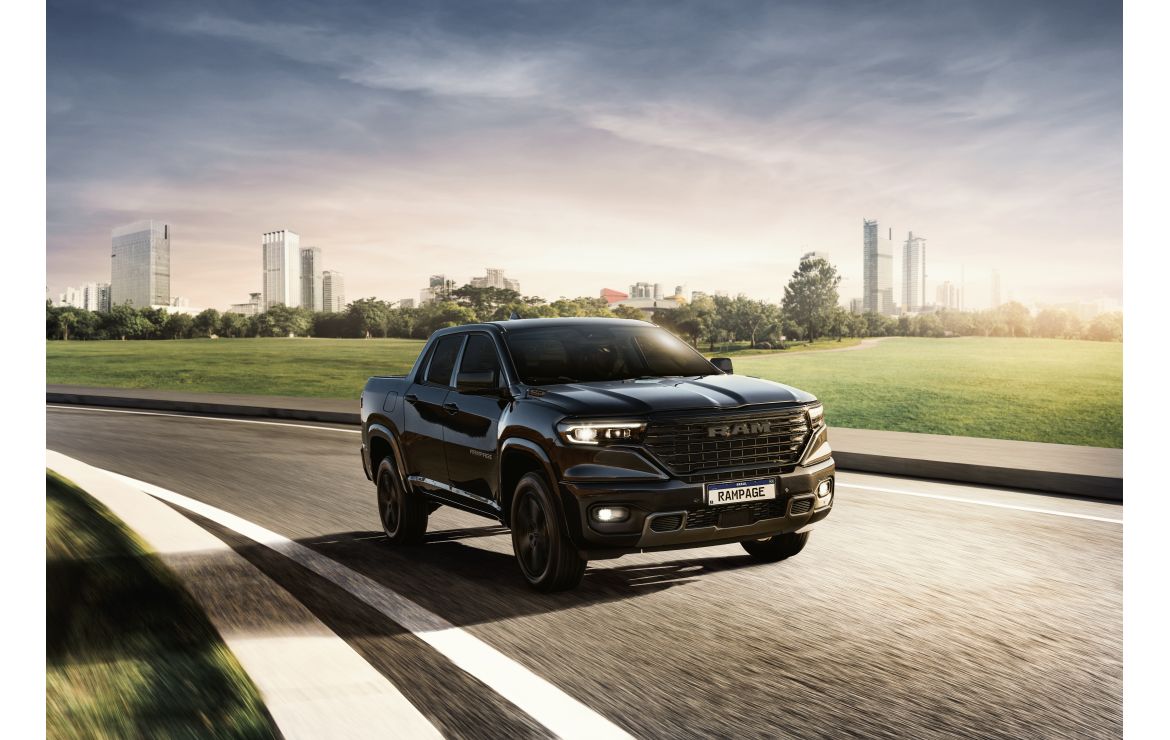Ram apresenta Rampage Laramie em sua Night Edition. Vamos conferir! Ram apresenta Rampage Laramie em sua Night Edition. Vamos conferir!