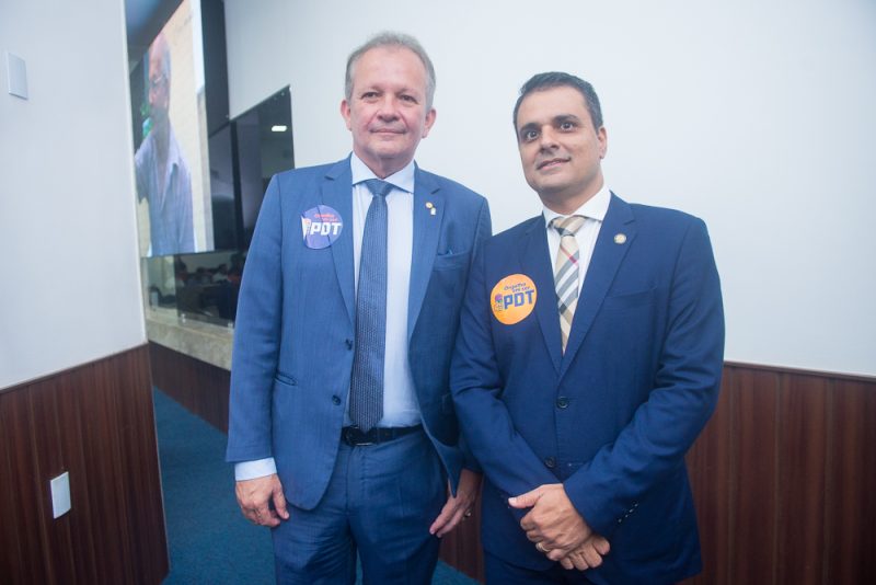 Reconhecimento na Política - Deputado André Figueiredo é agraciado com a Medalha Boticário Ferreira