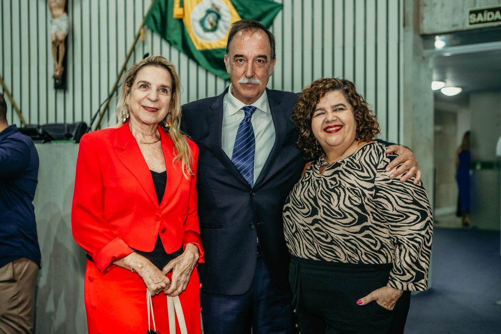 Annia Ribeiro, Armando Abreu E Clivania Teixeira