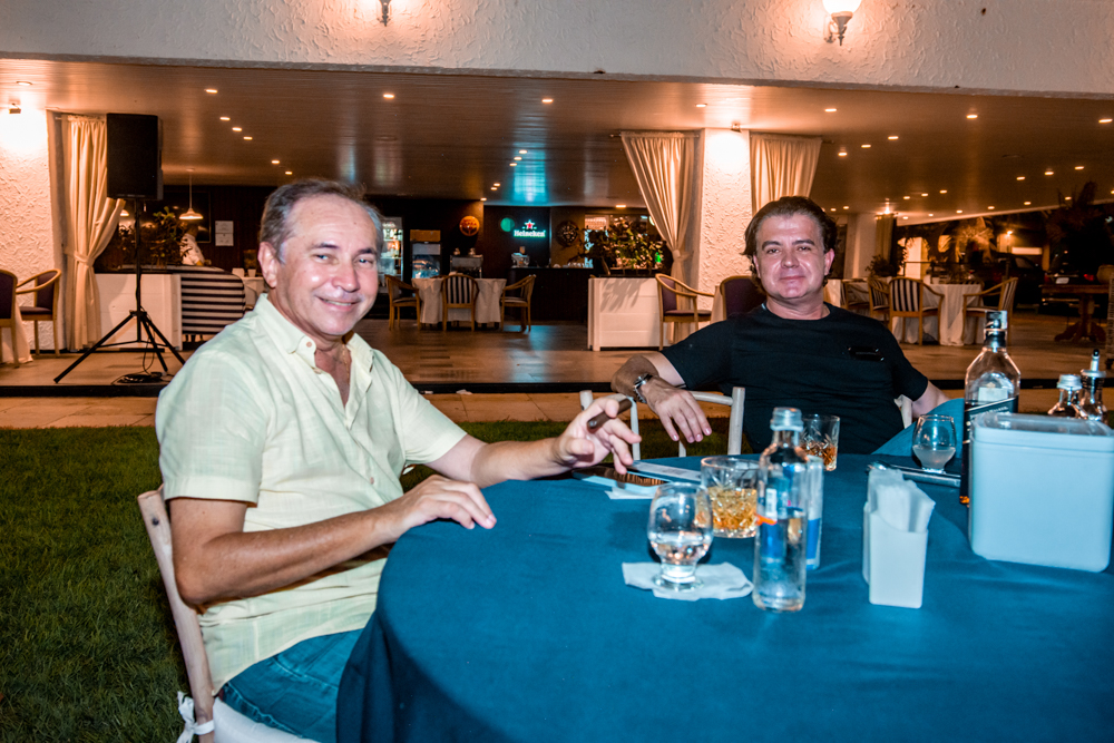 Arcelino Mentor E André Lopes