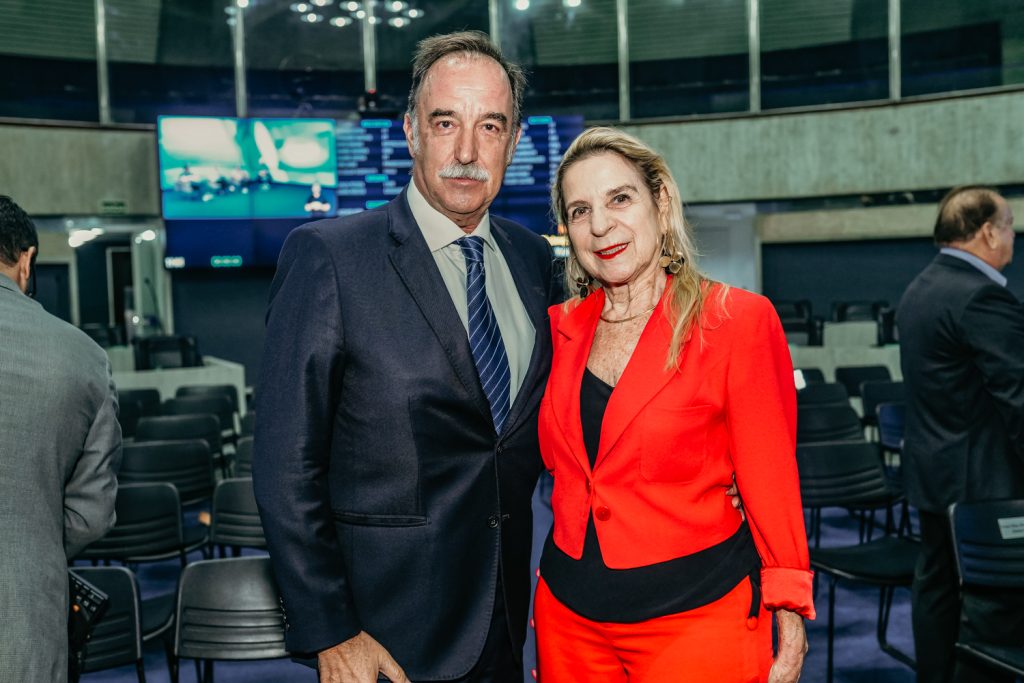 Armando Abreu E Annia Ribeiro