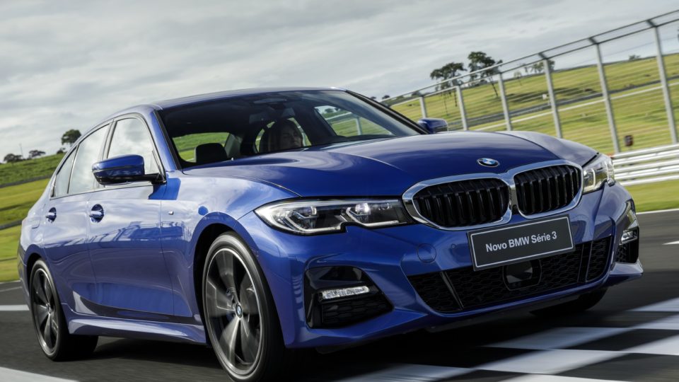 Bmw 330i Serie 3 Seda Premium 13 2 960x540