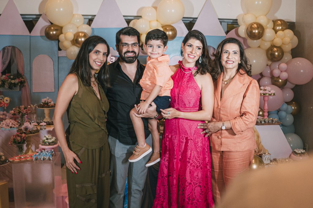Carla Laprovitera, Pedro Garcia, Miguel Garcia, Flavia Laprovitera E Marcia Teixeira